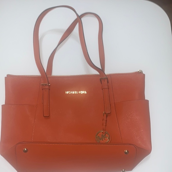 Michael Kors Handbags - Michael Kors Purse